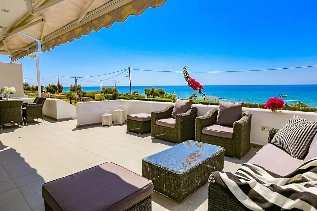 Mira Mare Beachfront Villa Nea Skioni