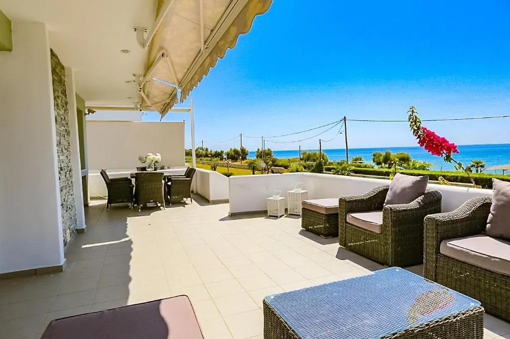 Holiday home Mira Mare Beachfront Villa Nea Skioni Greece
