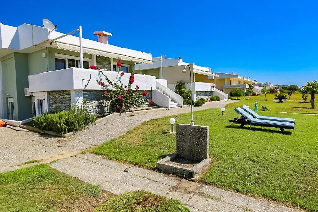 Mira Mare Beachfront Villa Nea Skioni 0*,