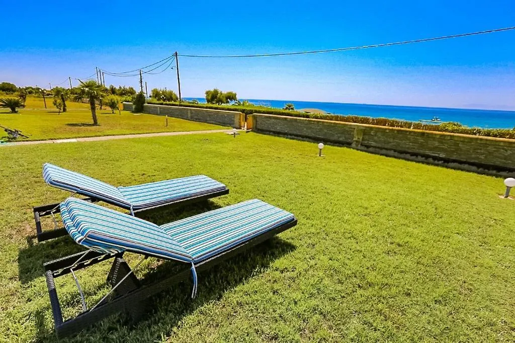 Holiday home Mira Mare Beachfront Villa Nea Skioni