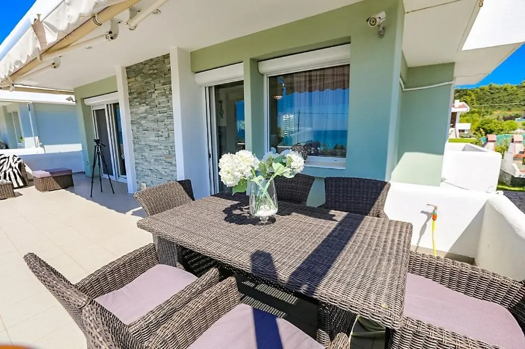 Mira Mare Beachfront Villa Nea Skioni Greece