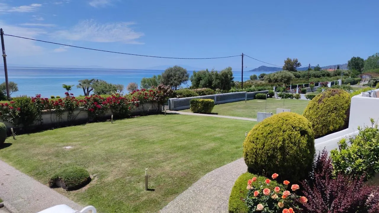 Mira Mare Beachfront Villa Nea Skioni Greece