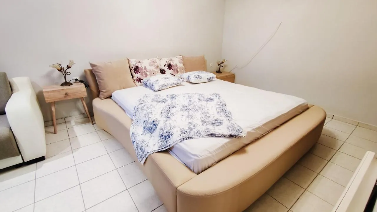 Mira Mare Beachfront Villa Nea Skioni 0*,
