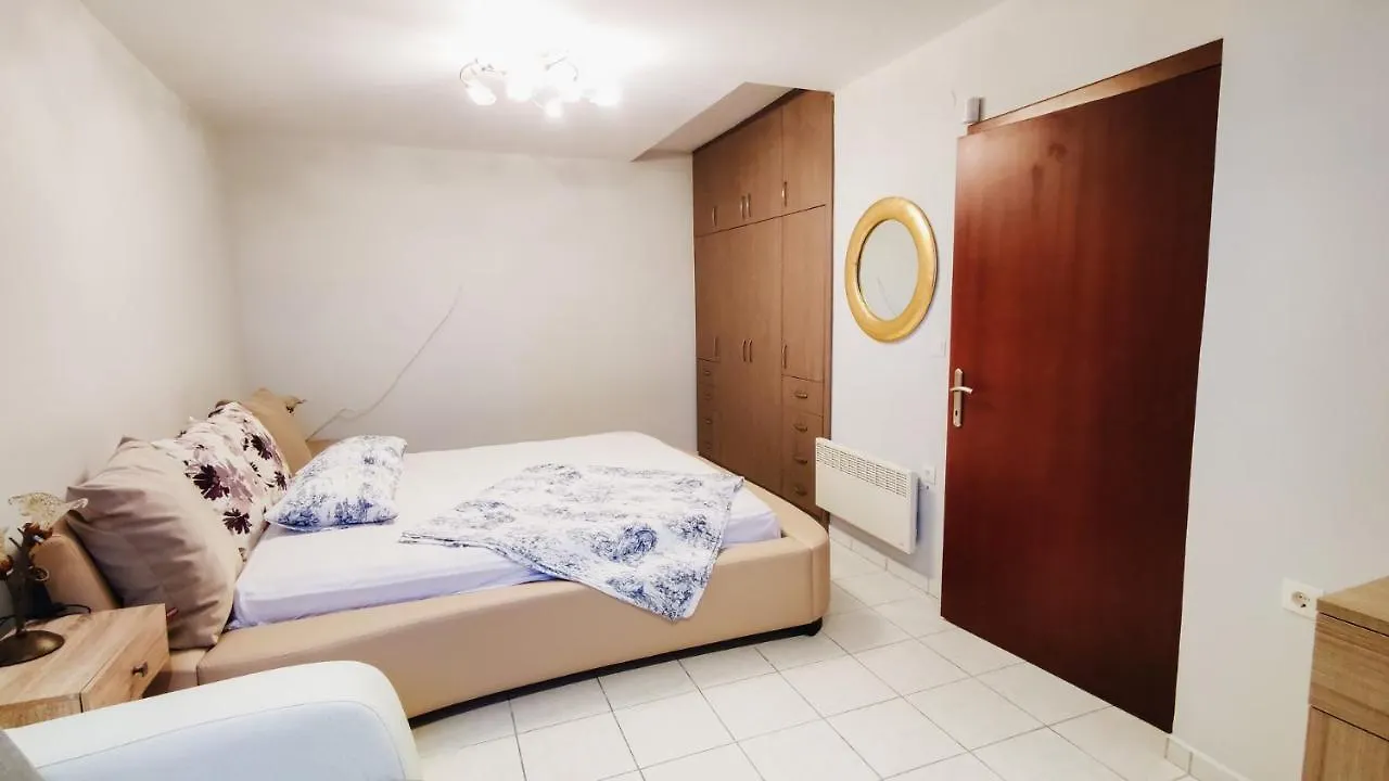 Mira Mare Beachfront Villa Nea Skioni